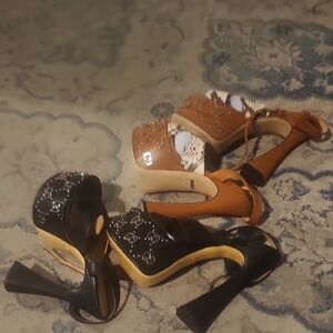 Chic Black and Tan Platform Sandals